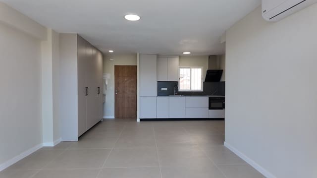1 sovrum Lägenhet till salu i Alfaz del Pi / L'Alfàs del Pi med garage - 245 000 € (Ref: 10111909)