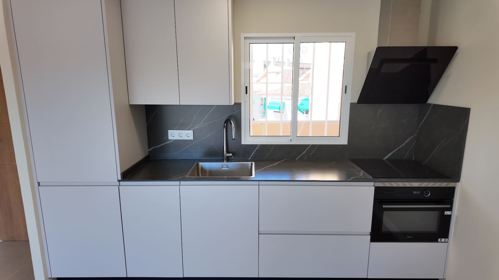 1 sovrum Lägenhet till salu i Alfaz del Pi / L'Alfas del Pi med garage - 245 000 € (Ref: 10111909)