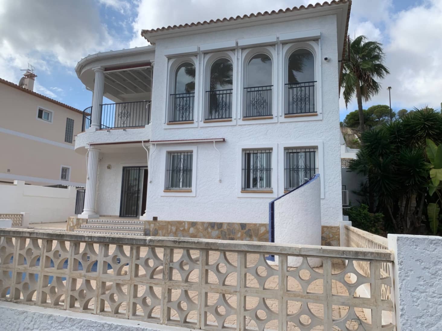 5 bedroom Villa for sale in La Nucia with pool garage - € 630,000 (Ref: 10160448)