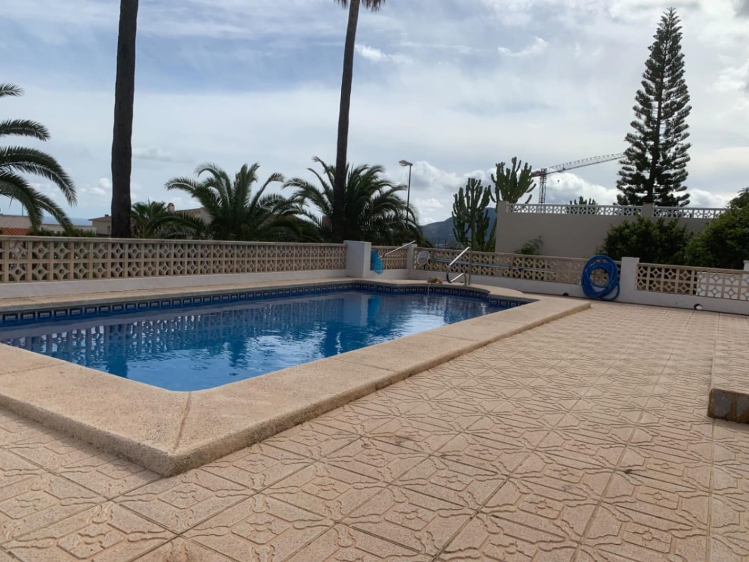 5 bedroom Villa for sale in La Nucia with pool garage - € 630,000 (Ref: 10160448)
