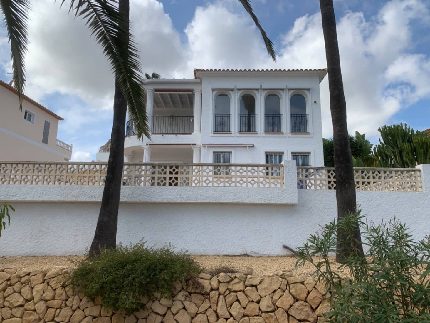 5 bedroom Villa for sale in La Nucia with pool garage - € 630,000 (Ref: 10160448)