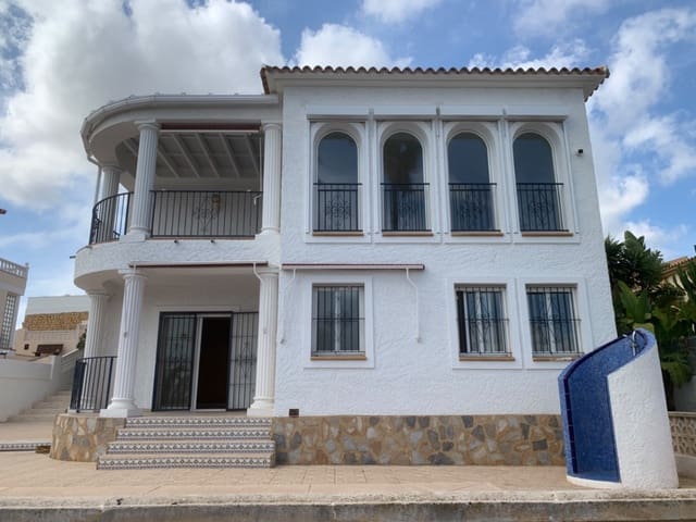 5 sypialnia Willa na sprzedaż w La Nucia z basenem garażem - 630 000 € (Ref: 10160448)