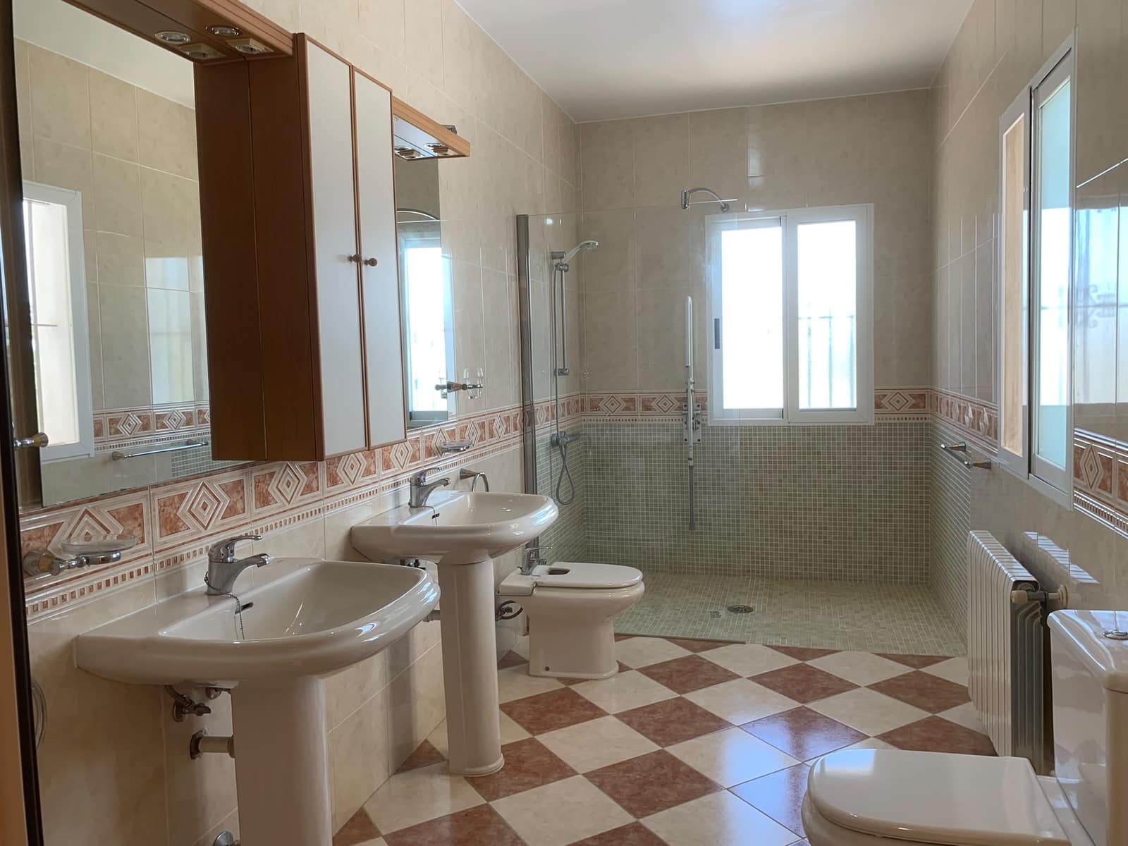 5 bedroom Villa for sale in La Nucia with pool garage - € 630,000 (Ref: 10160448)
