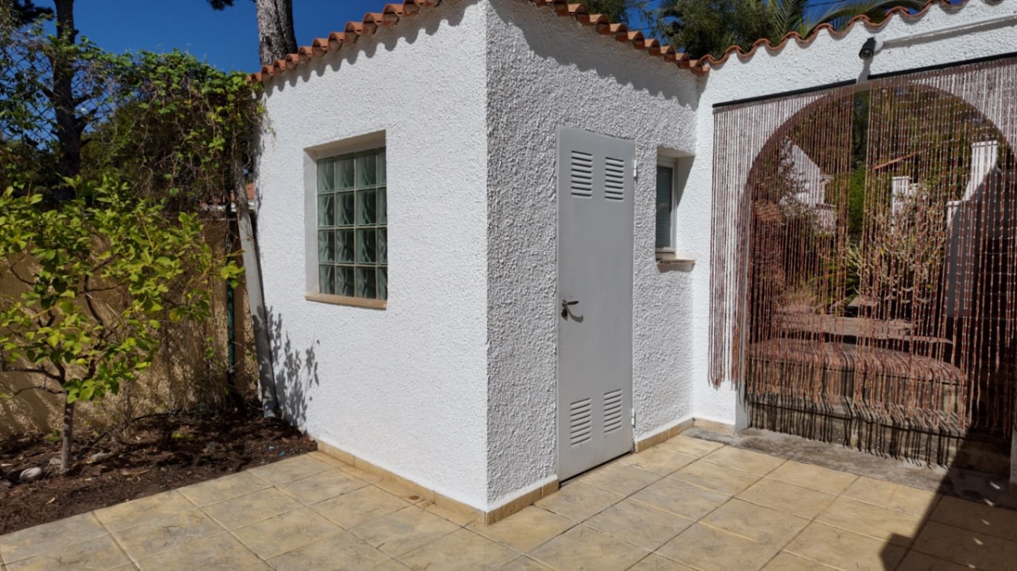4 bedroom Villa for sale in La Nucia with pool garage - € 580,000 (Ref: 10160449)