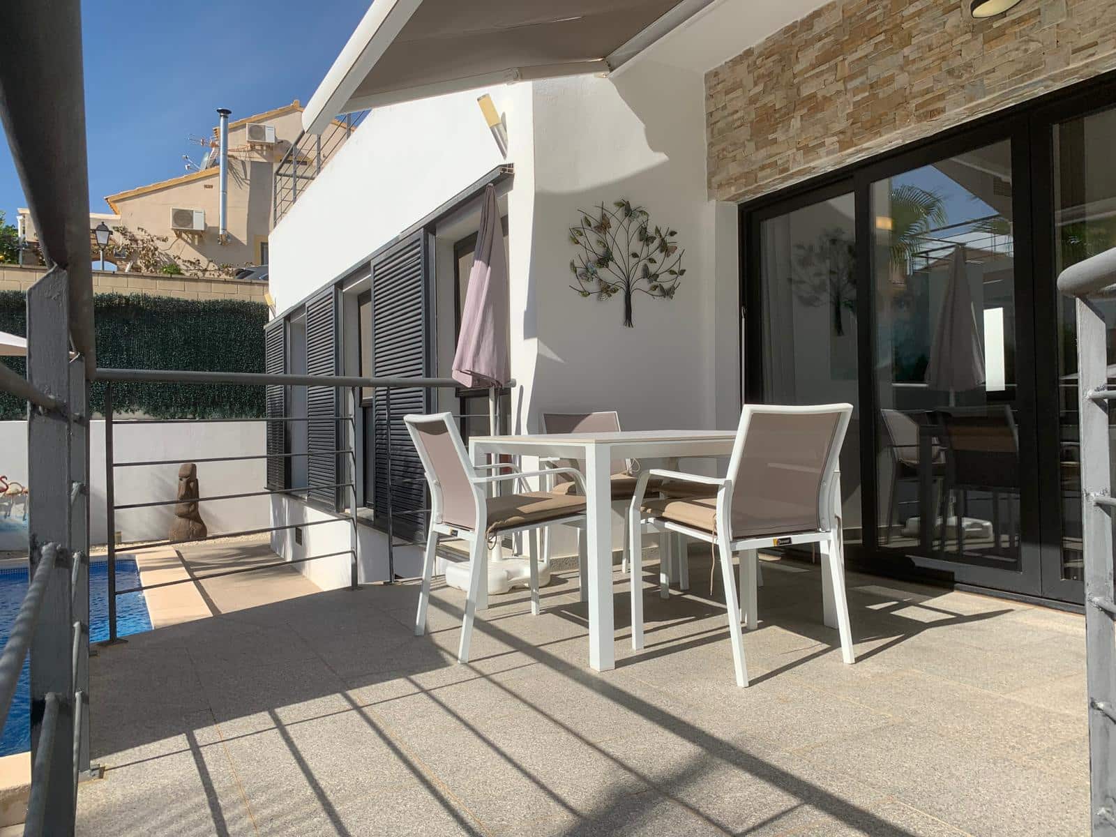 3 soveværelse Villa til salg i Polop med swimmingpool garage - € 475.000 (Ref: 10160450)