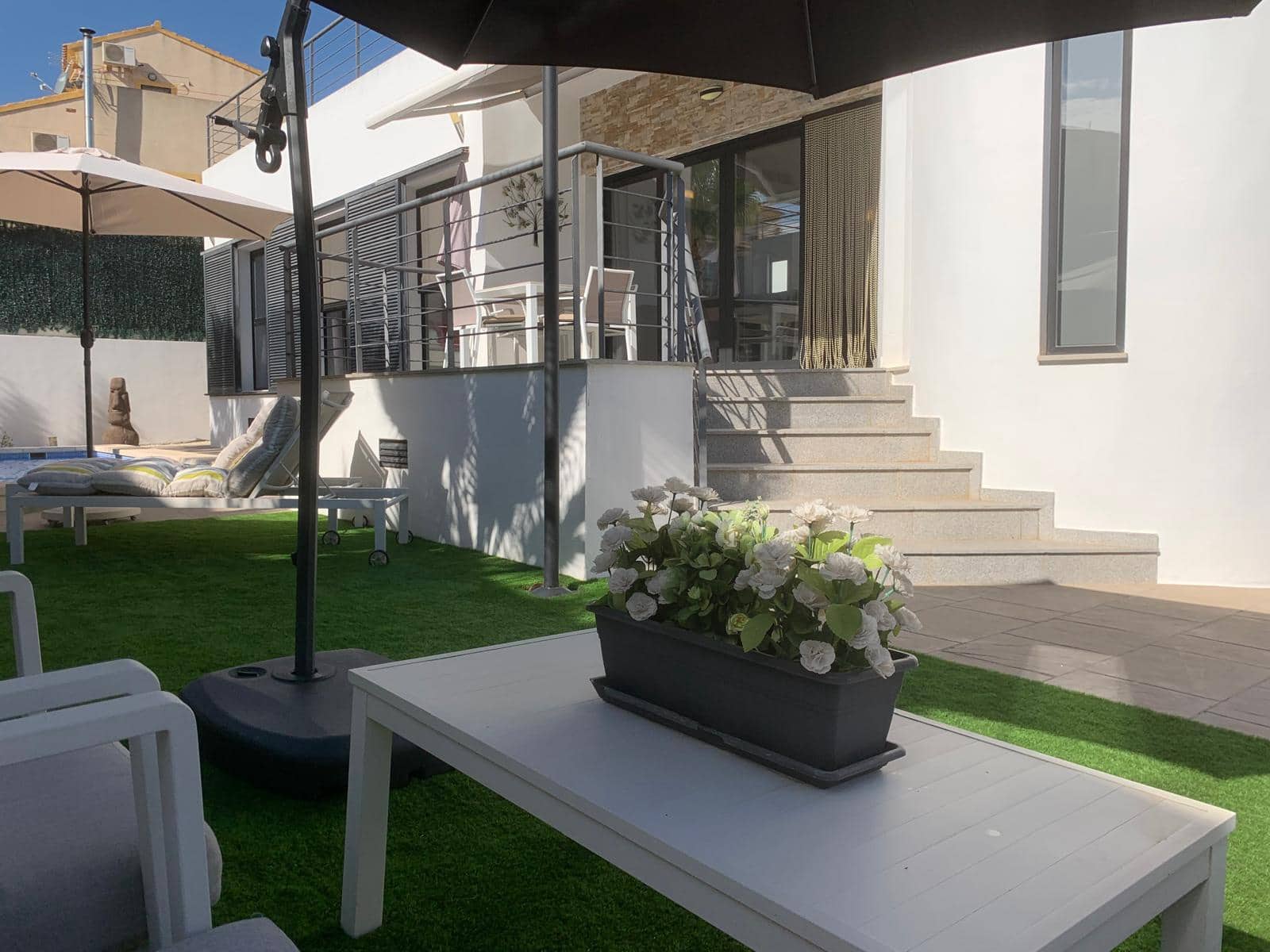 3 soveværelse Villa til salg i Polop med swimmingpool garage - € 475.000 (Ref: 10160450)