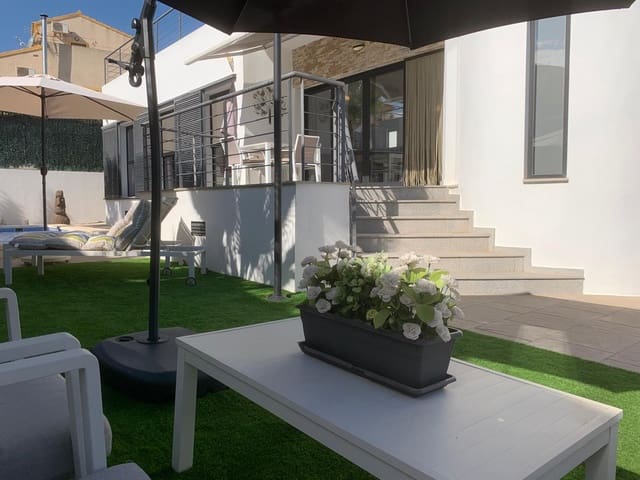 3 soveværelse Villa til salg i Polop med swimmingpool garage - € 475.000 (Ref: 10160450)