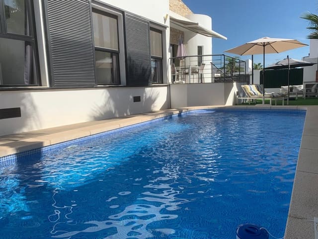 3 soveværelse Villa til salg i Polop med swimmingpool garage - € 475.000 (Ref: 10160450)