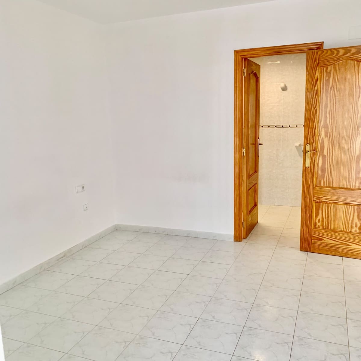 2 soveværelse Lejlighed til salg i Albir med swimmingpool - € 330.000 (Ref: 10167497)