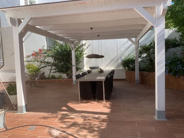 Chalet de 3 habitaciones en Albir, Alfaz del Pi / L'Alfàs del Pi en venta con piscina garaje - 795.000 € (Ref: 10170340)