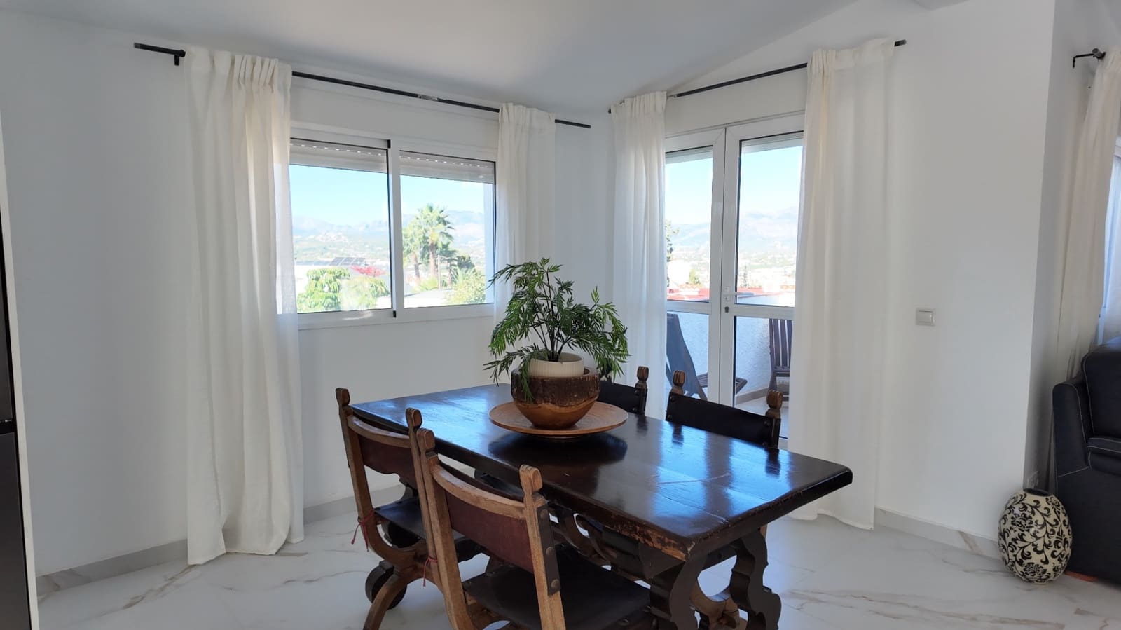 3 soveværelse Villa til leje i Albir med swimmingpool garage - € 2.800 (Ref: 10183758)