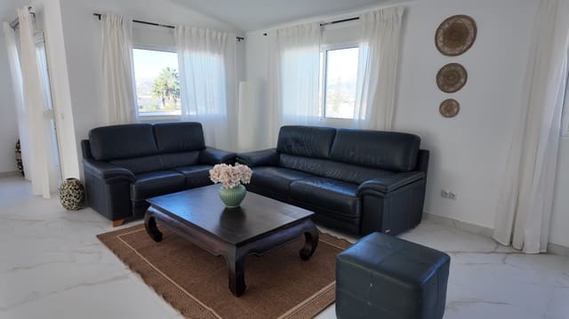 3 soveværelse Villa til leje i Albir, Alfaz del Pi / L'Alfàs del Pi med swimmingpool garage - € 2.800 (Ref: 10183758)