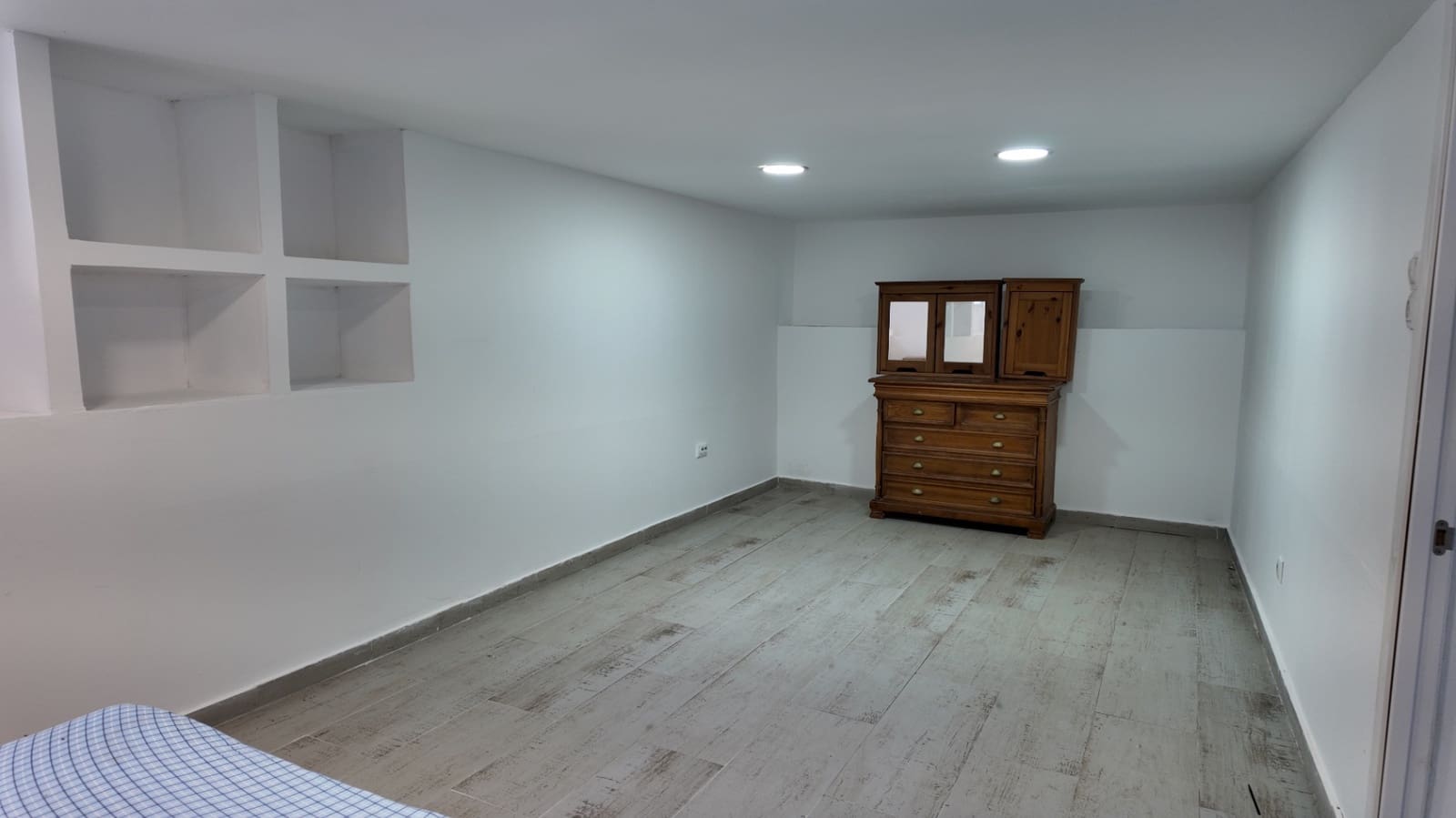 3 soveværelse Villa til leje i Albir med swimmingpool garage - € 2.800 (Ref: 10183758)