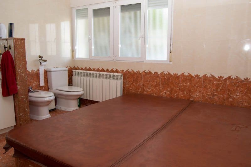 5 slaapkamer Villa te koop in Alfaz del Pi / L'Alfas del Pi met zwembad garage - € 900.000 (Ref: 2303077)