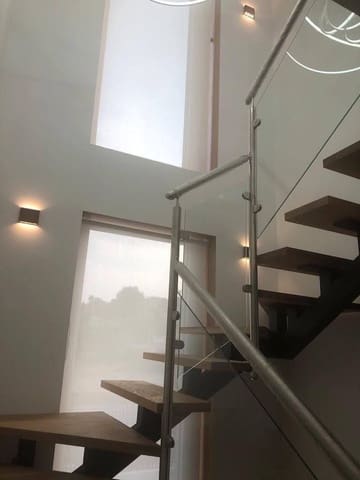 4 bedroom Villa for sale in La Nucia with pool garage - € 620,000 (Ref: 6265017)