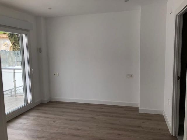 4 bedroom Villa for sale in La Nucia with pool garage - € 620,000 (Ref: 6265017)