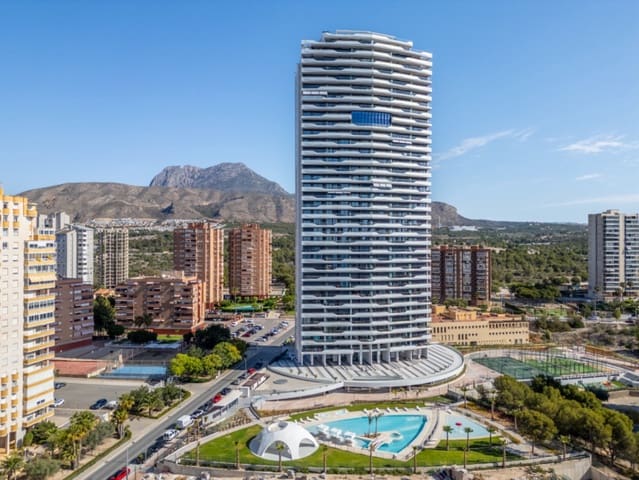 Leilighet til salgs i Benidorm med svømmebasseng garasje - € 675 000 (Ref: 6265023)