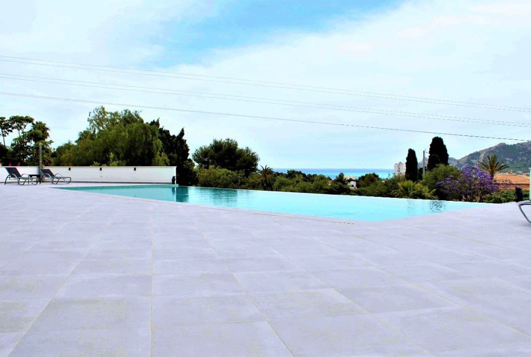 5 bedroom Villa for sale in Altea with pool garage - € 2,700,000 (Ref: 7409200)