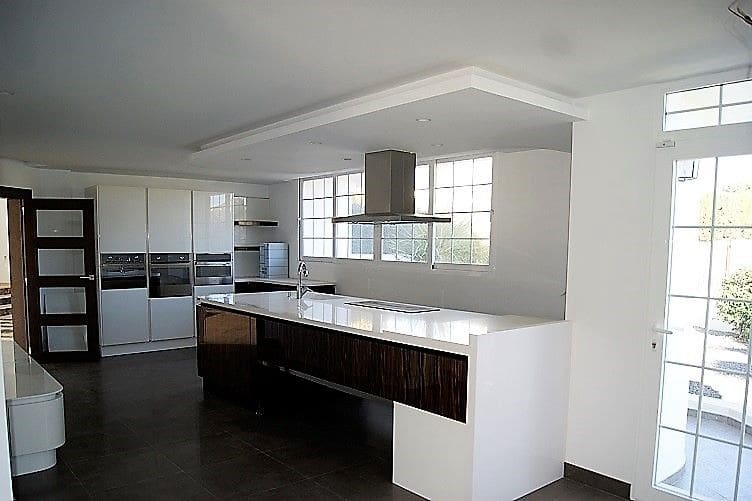 6 Zimmer Villa zu verkaufen in Alfaz del Pi / L'Alfas del Pi mit Pool Garage - 1.600.000 € (Ref: 7442315)