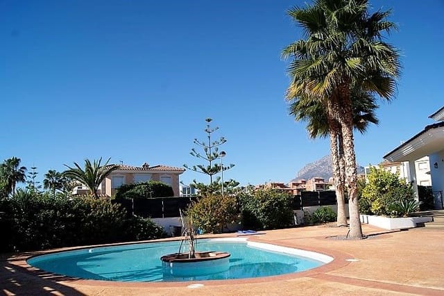 6 Zimmer Villa zu verkaufen in Alfaz del Pi / L'Alfàs del Pi mit Pool Garage - 1.600.000 € (Ref: 7442315)