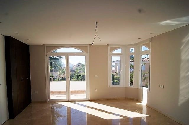 6 Zimmer Villa zu verkaufen in Alfaz del Pi / L'Alfàs del Pi mit Pool Garage - 1.600.000 € (Ref: 7442315)