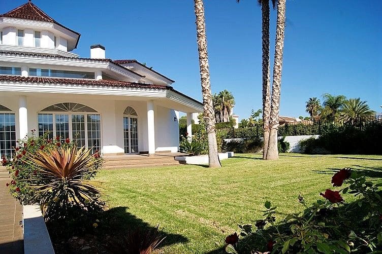 6 Zimmer Villa zu verkaufen in Alfaz del Pi / L'Alfas del Pi mit Pool Garage - 1.600.000 € (Ref: 7442315)