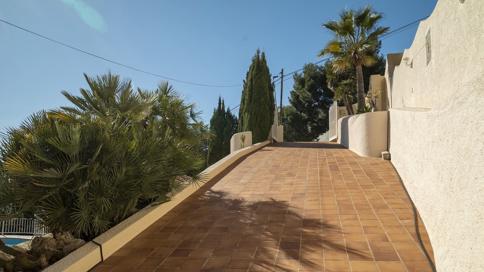 5 Zimmer Villa zu verkaufen in Alfaz del Pi / L'Alfas del Pi mit Pool Garage - 945.000 € (Ref: 7464317)