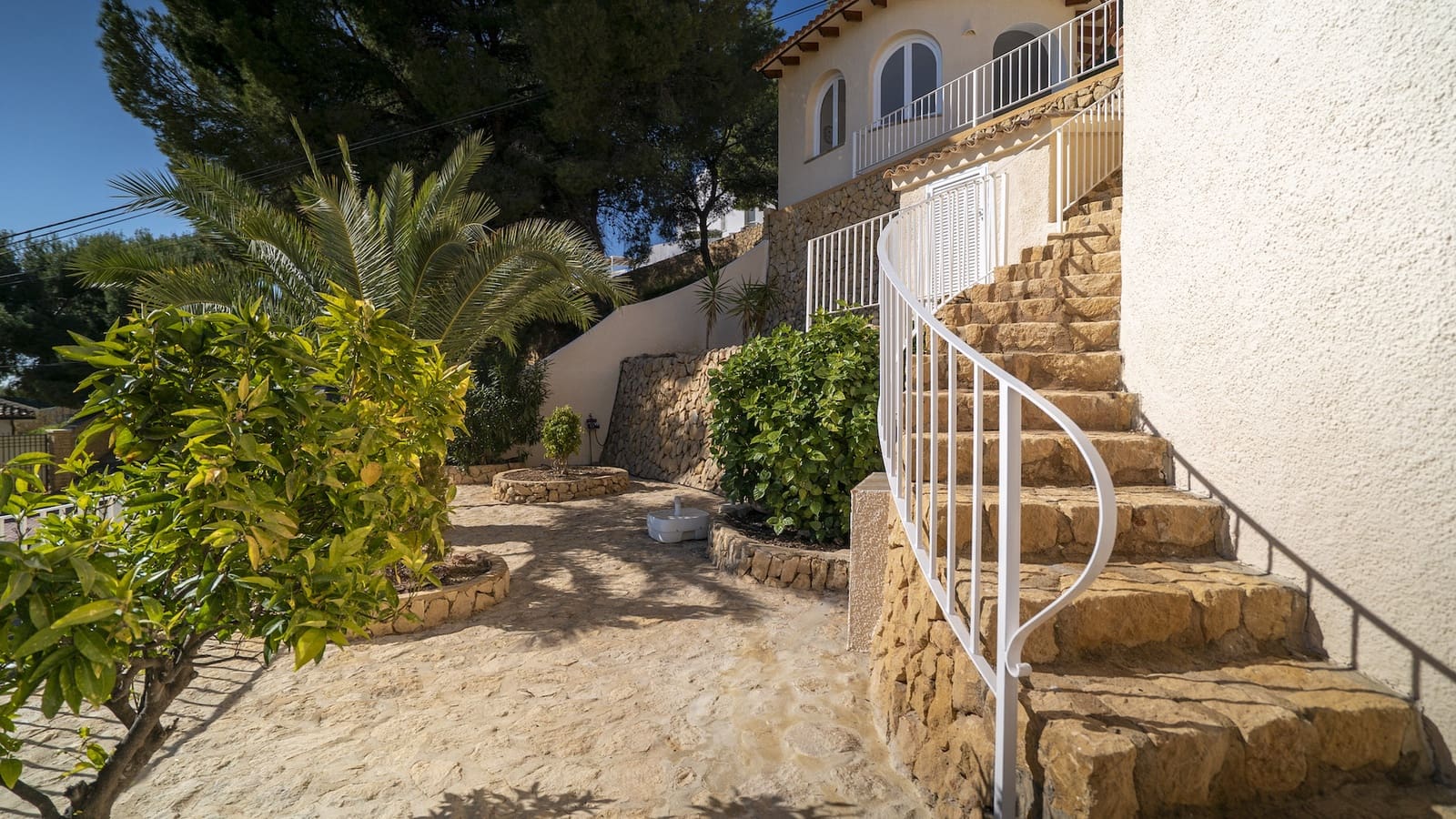 5 Zimmer Villa zu verkaufen in Alfaz del Pi / L'Alfas del Pi mit Pool Garage - 945.000 € (Ref: 7464317)