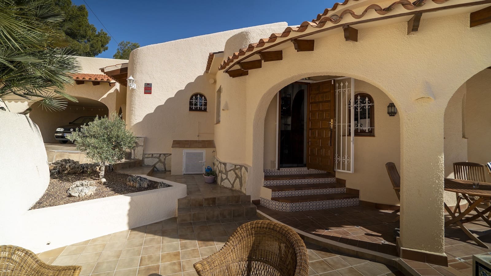 5 Zimmer Villa zu verkaufen in Alfaz del Pi / L'Alfas del Pi mit Pool Garage - 945.000 € (Ref: 7464317)