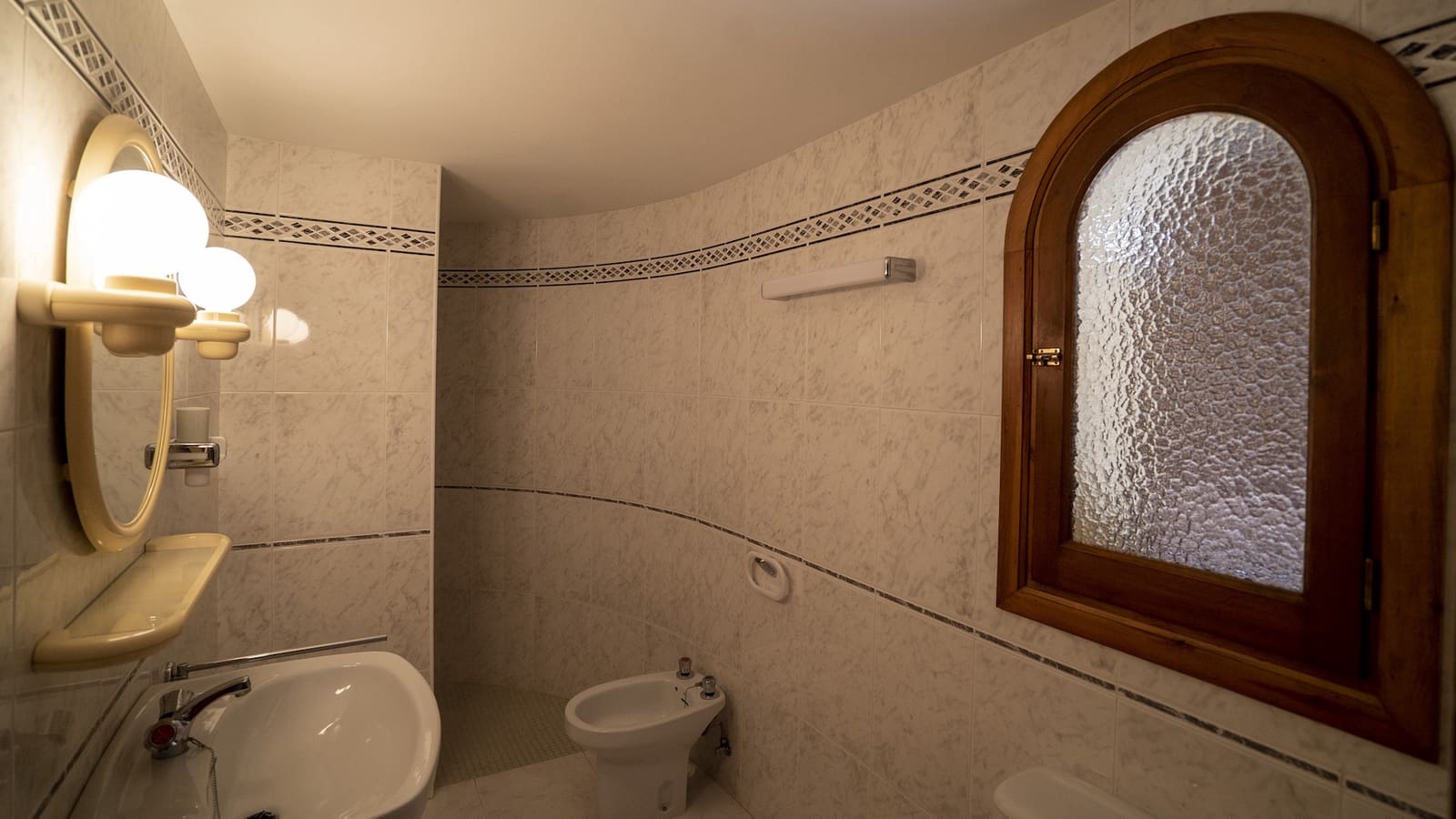 5 Zimmer Villa zu verkaufen in Alfaz del Pi / L'Alfas del Pi mit Pool Garage - 945.000 € (Ref: 7464317)