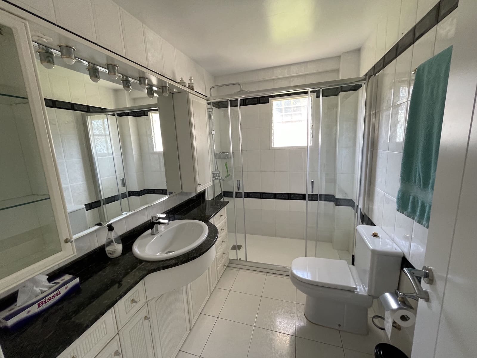 4 bedroom Villa for sale in Albir with pool garage - € 1,350,000 (Ref: 7646129)