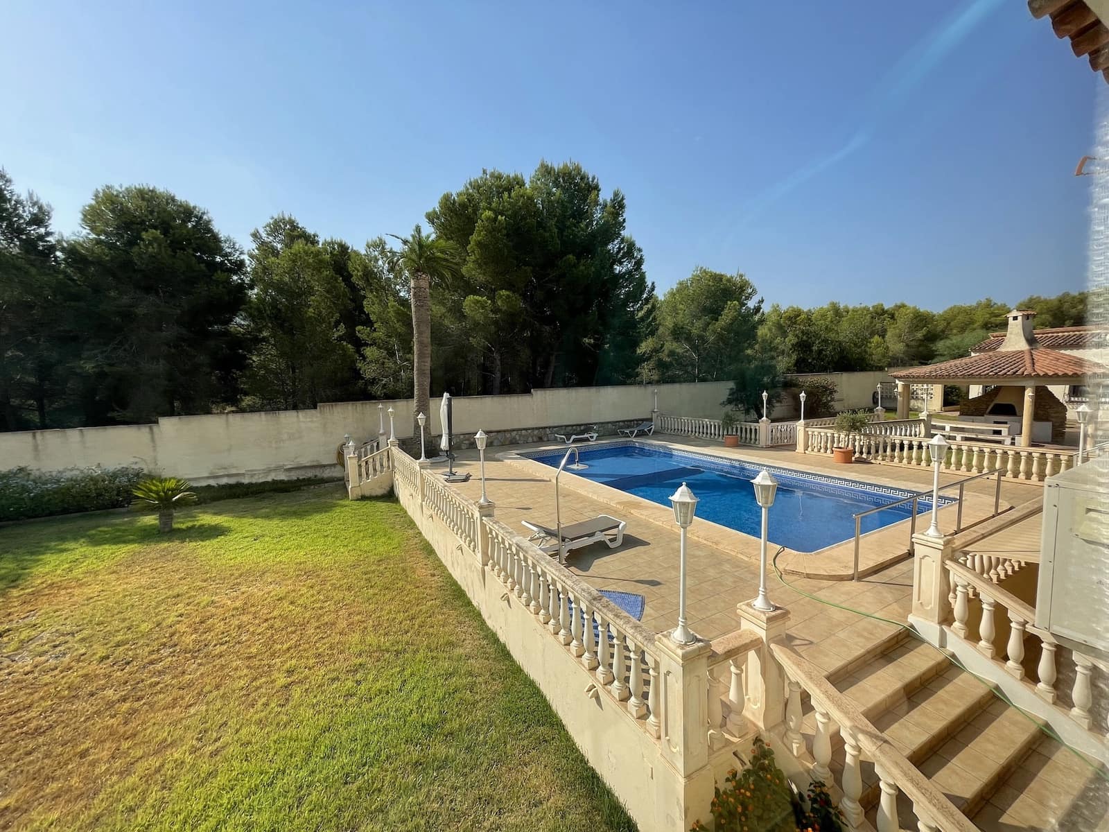 4 bedroom Villa for sale in Albir with pool garage - € 1,350,000 (Ref: 7646129)