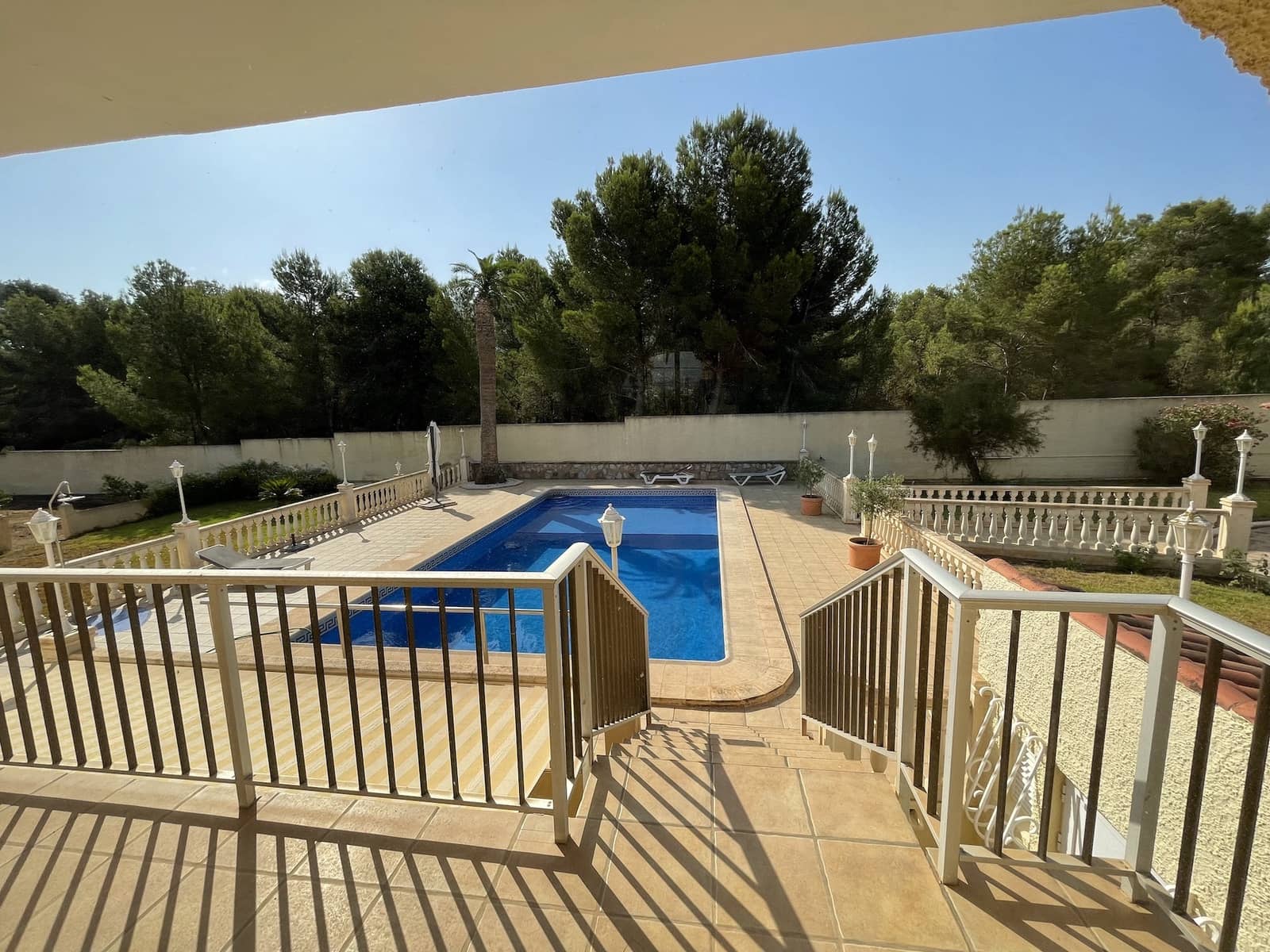 4 bedroom Villa for sale in Albir with pool garage - € 1,350,000 (Ref: 7646129)