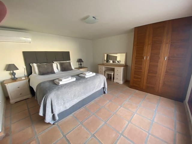 5 soveværelse Villa til salg i Albir, Alfaz del Pi / L'Alfàs del Pi - € 1.575.000 (Ref: 7822071)