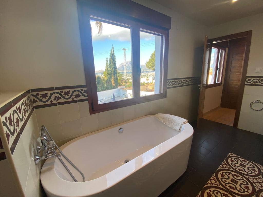 5 soveværelse Villa til salg i Albir - € 1.575.000 (Ref: 7822071)