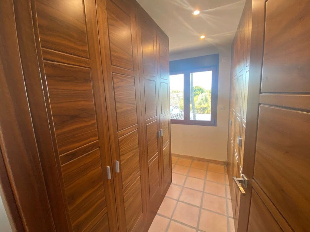 5 soveværelse Villa til salg i Albir - € 1.575.000 (Ref: 7822071)