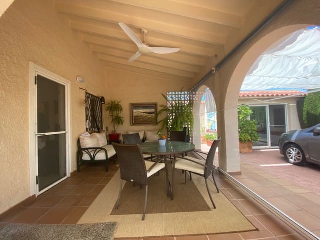 2 soveværelse Villa til salg i Albir, Alfaz del Pi / L'Alfàs del Pi med garage - € 475.000 (Ref: 7987958)