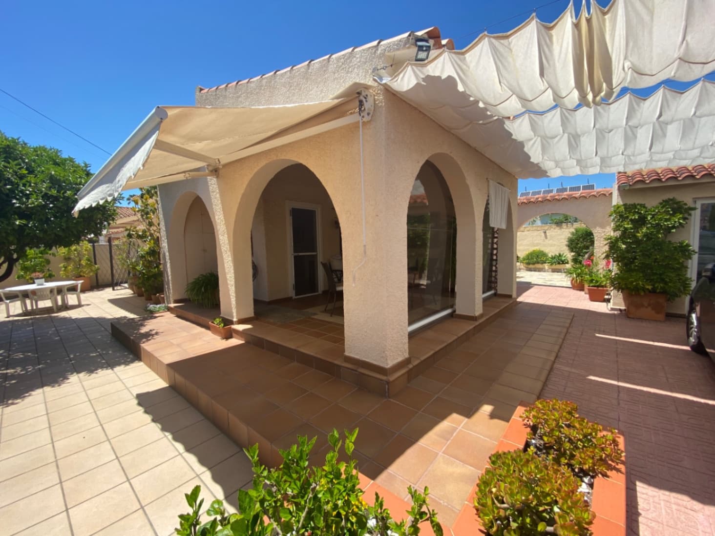 2 soverom Villa til salgs i Albir med garasje - € 475 000 (Ref: 7987958)