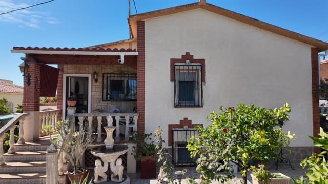 3 bedroom Villa for sale in Barranco Hondo, La Nucia with garage - € 455,000 (Ref: 8079592)