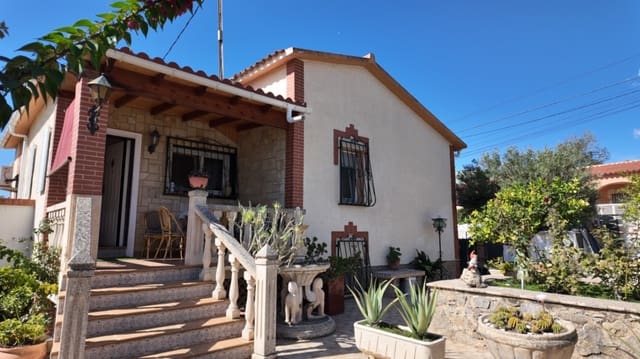 3 bedroom Villa for sale in Barranco Hondo, La Nucia with garage - € 455,000 (Ref: 8079592)