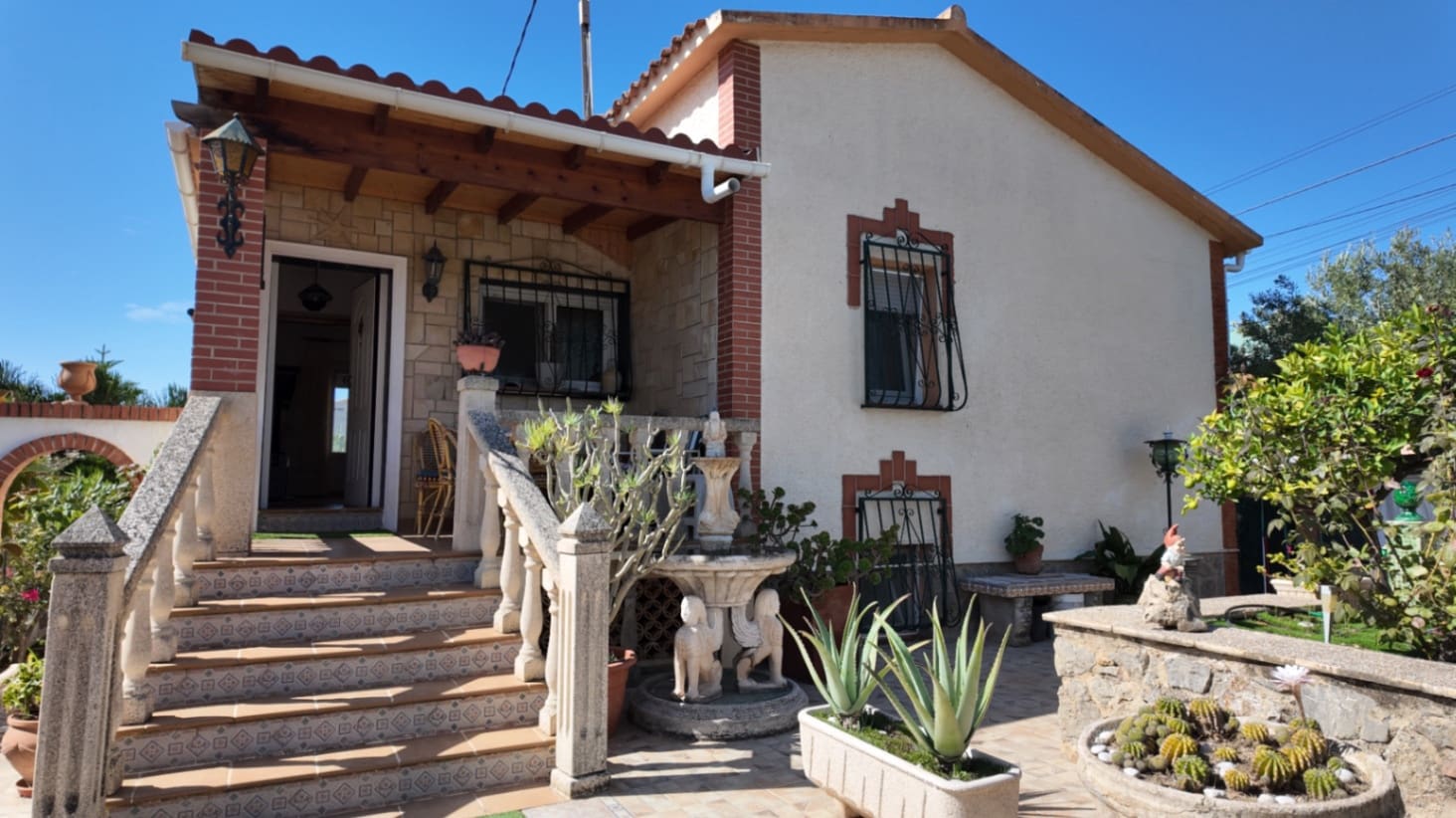 3 bedroom Villa for sale in Barranco Hondo with garage - € 455,000 (Ref: 8079592)