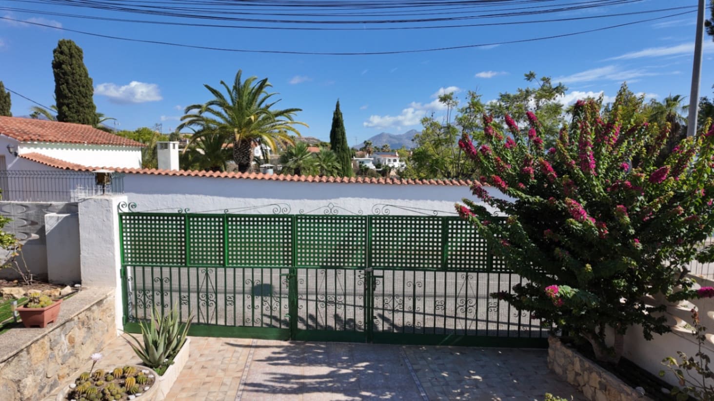 3 bedroom Villa for sale in Barranco Hondo with garage - € 455,000 (Ref: 8079592)