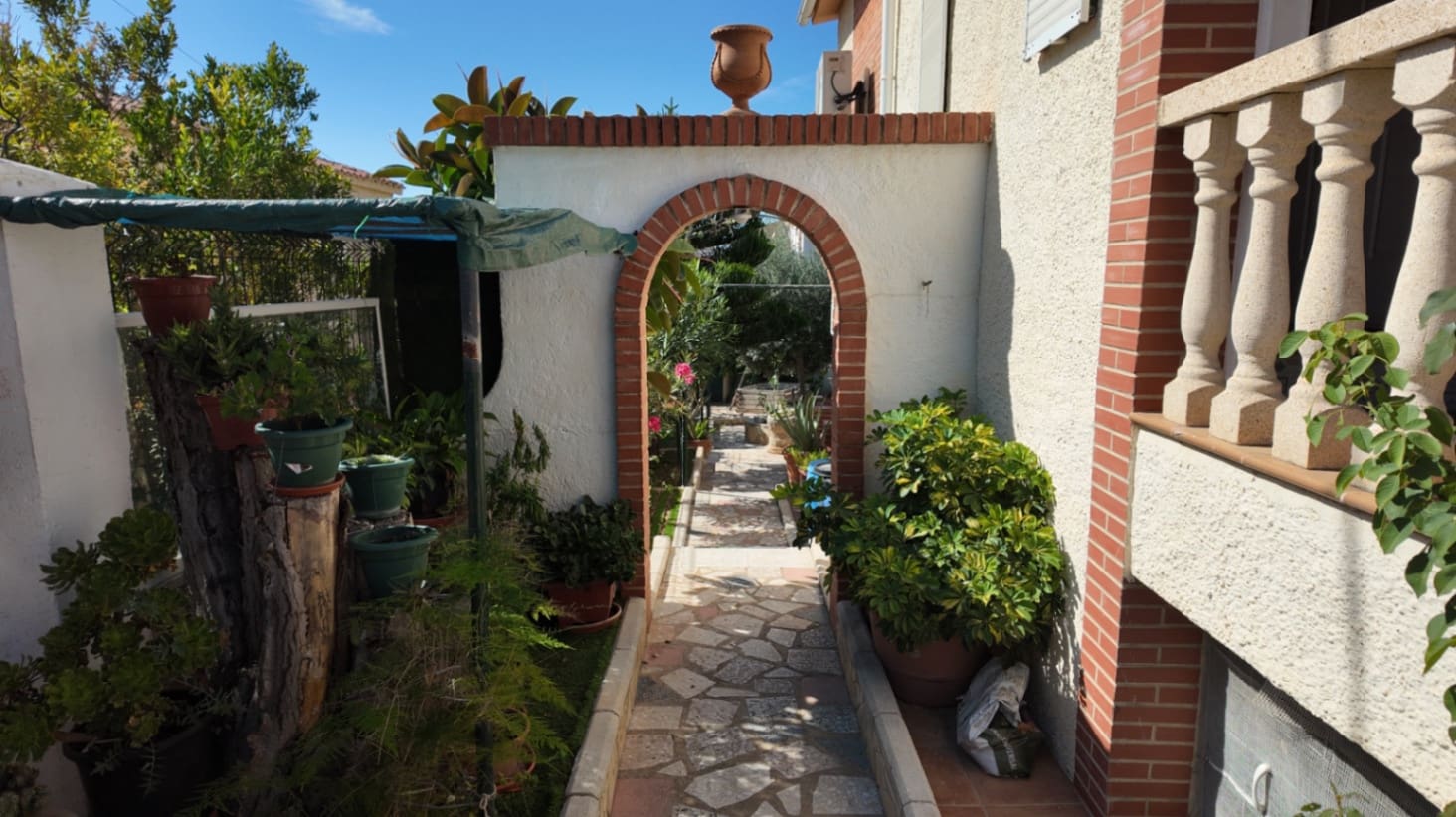 3 bedroom Villa for sale in Barranco Hondo with garage - € 455,000 (Ref: 8079592)