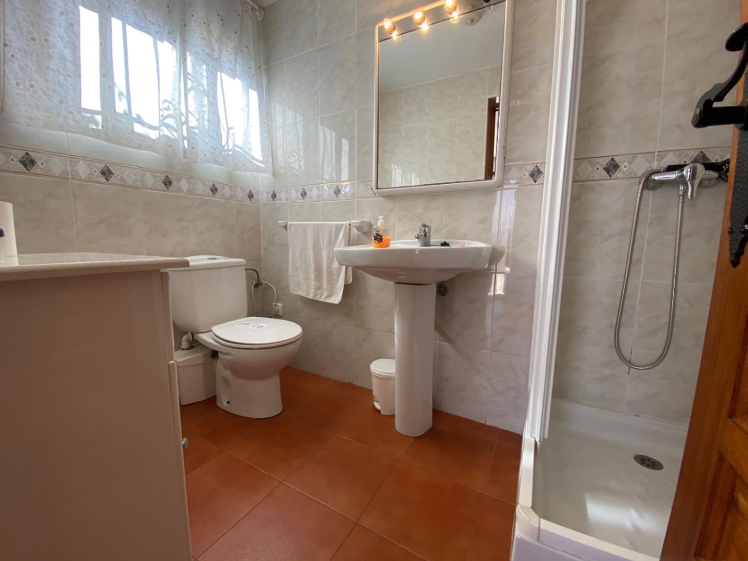 3 slaapkamer Villa te koop in Alfaz del Pi / L'Alfas del Pi met zwembad garage - € 895.000 (Ref: 8079594)