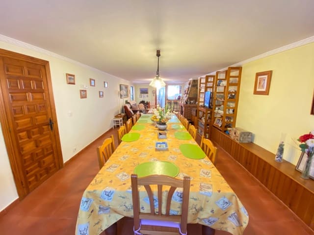 3 slaapkamer Villa te koop in Alfaz del Pi / L'Alfàs del Pi met zwembad garage - € 895.000 (Ref: 8079594)