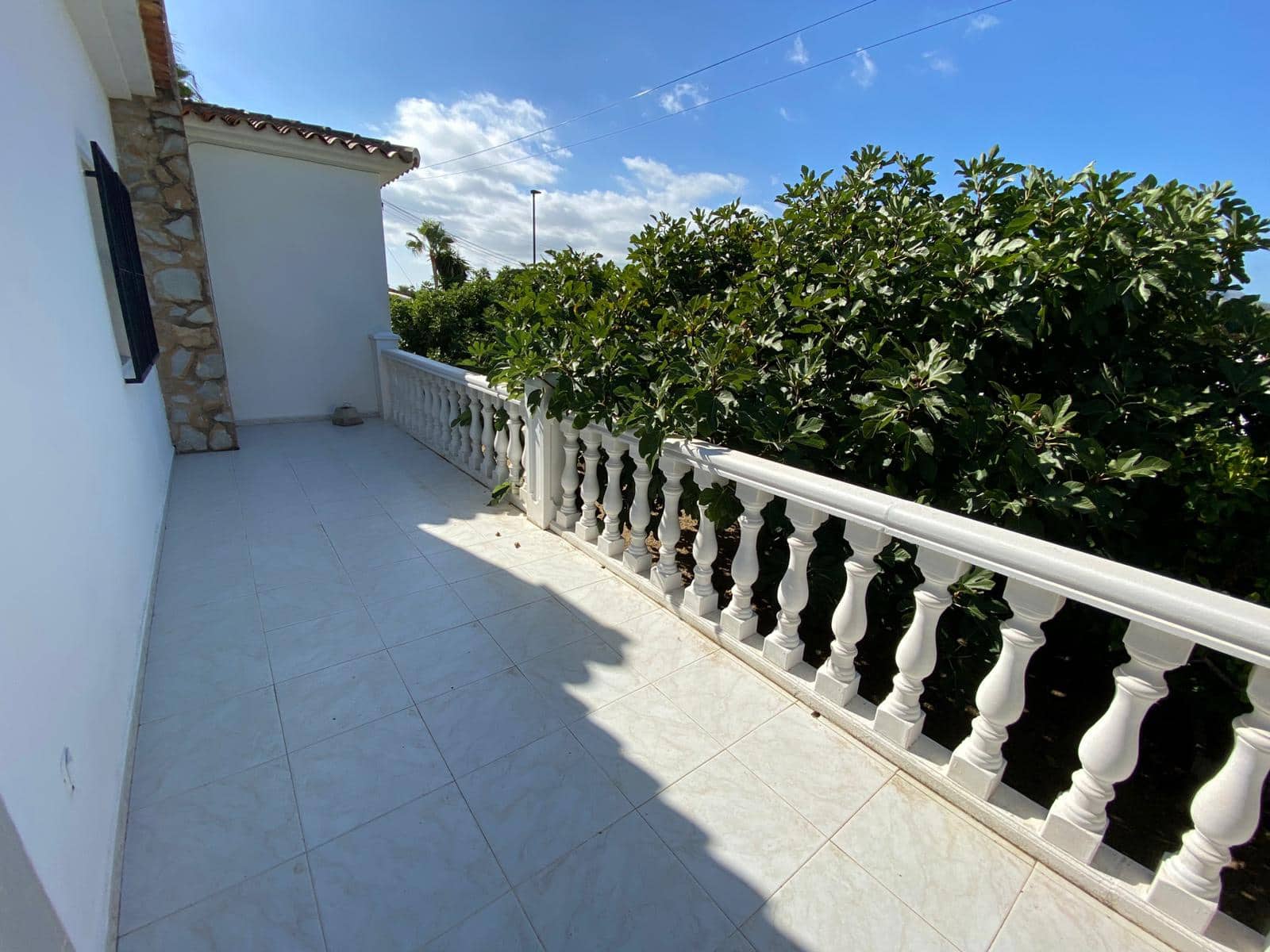 3 slaapkamer Villa te koop in Alfaz del Pi / L'Alfas del Pi met zwembad garage - € 895.000 (Ref: 8079594)