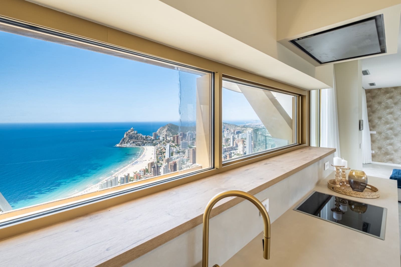 3 chambre Appartement à vendre à Benidorm avec piscine garage - 885 000 € (Ref: 8079600)