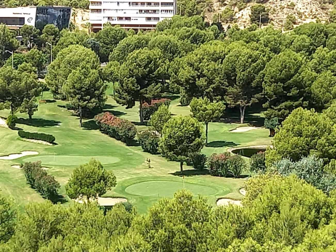 2 soverom Leilighet til salgs i Benidorm med svømmebasseng garasje - € 290 000 (Ref: 8123974)