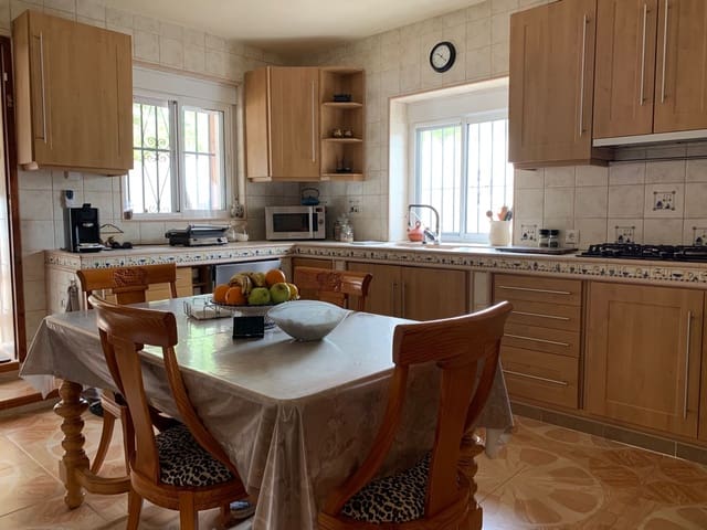 3 Zimmer Villa zu verkaufen in Alfaz del Pi / L'Alfàs del Pi mit Pool Garage - 520.000 € (Ref: 8177198)