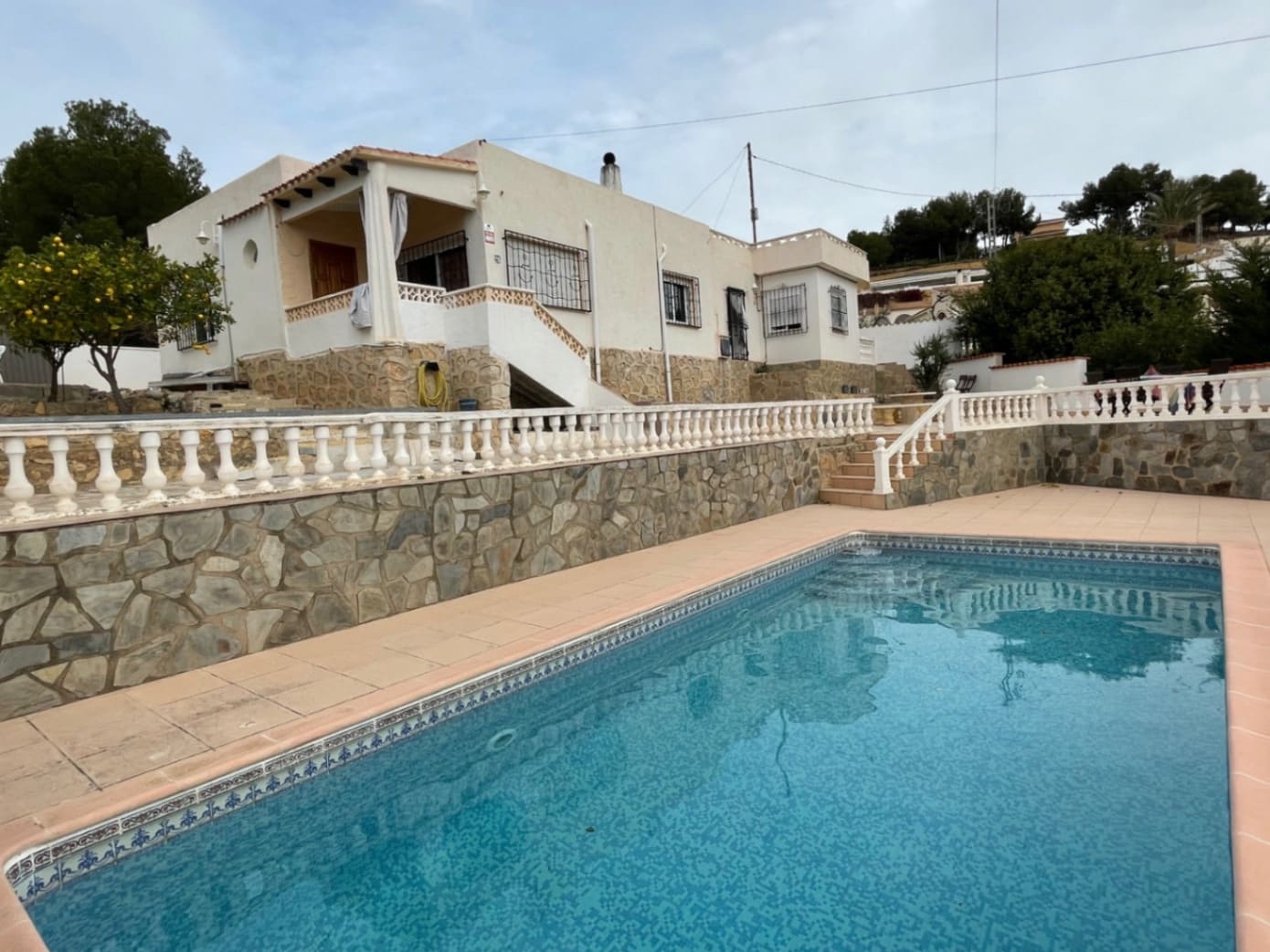 3 Zimmer Villa zu verkaufen in Alfaz del Pi / L'Alfas del Pi mit Pool Garage - 520.000 € (Ref: 8177198)